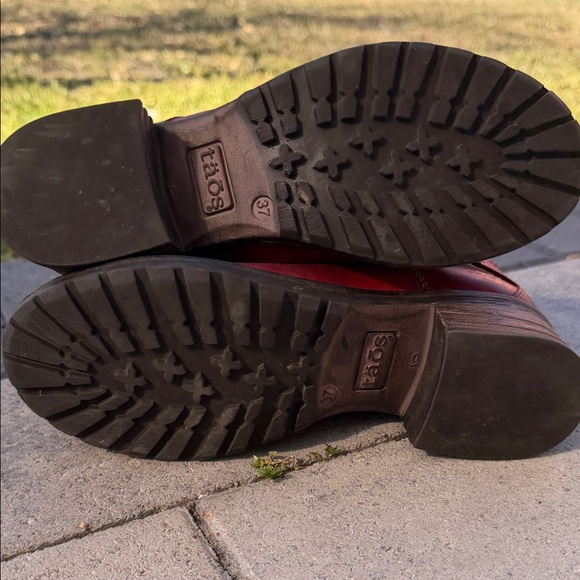 Taos Footwear Crave Red/Burgundy Lace-Up Combat Boots - Picture 5 of 6